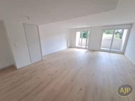 vente appartement 3 pièces à challans (85300) : à vendre 3 pièces / 79m² challans