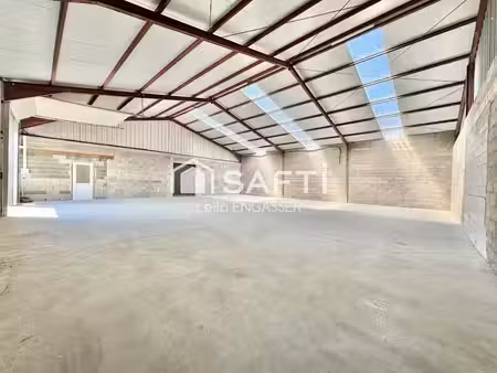 location locaux professionnels 2 pièces 229 m² à ezy-sur-eure (27530)  1 200 €