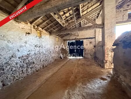 en vente corps de ferme 79 m² – 89 000 € |vairé