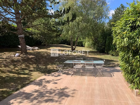 maison maule 6 pièce(s) 144.75 m2