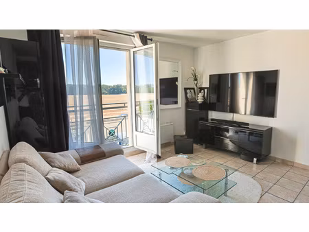 neauphle le chateau - appartement t2 avec parking