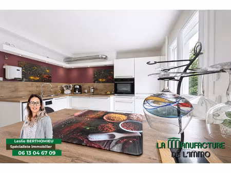 appartement 2 pièces rue virgile avec balcon et stationnemen