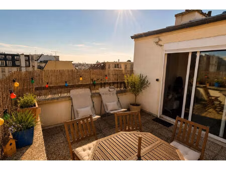 studio 22m2 avec terrasse de 12m2