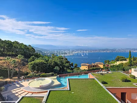 a vendre - theoule-sur-mer - 2p - vue mer - garage