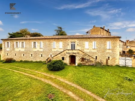 propriété d’exception en bord de dordogne