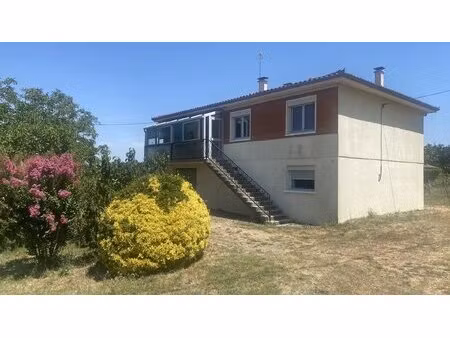 maison t4 avec 7450 m² de terrain agricoleavec potentiel
