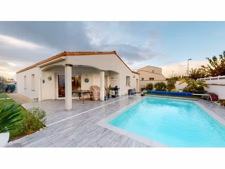 royan – exclusivité – charmante maison de plain-pied avec piscine