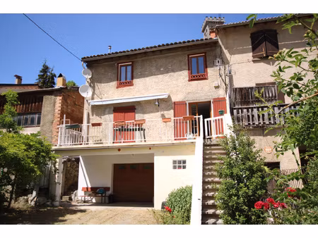 maison de village