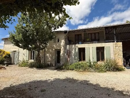 maison de caractère avec 5 chambres avec terrain  6 minutes