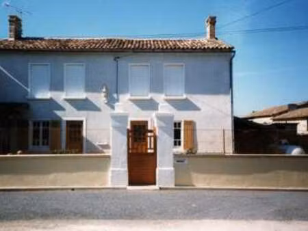 vente maison à valdelaume (79110) : à vendre / 132m² valdelaume
