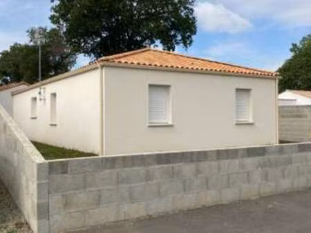 location maison à sallertaine (85300) : à louer / 96m² sallertaine