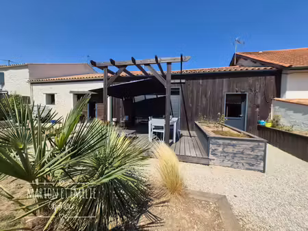 maison à vendre saint hilaire la palud 4 pièce(s) 111m2 244 000€