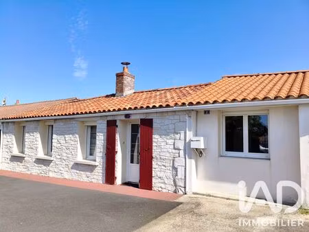 maison de village à saint-avaugourd-des-landes (85540)