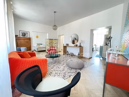 appartement de caractère rénové au cœur de ploërmel (56)