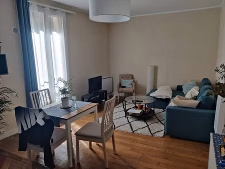 a vendre appartement 3 pieces 10 min. metro chataeau de vincenne