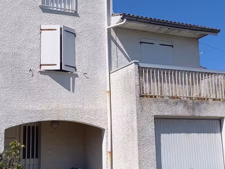 maison familiale 4 pièces avec jardin et garage dans un sect