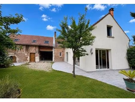 longère à coudun : 6 pièce(s) 163 m2 + jardin
