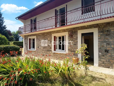 maison plehedel 8 pièce(s) 171 m2