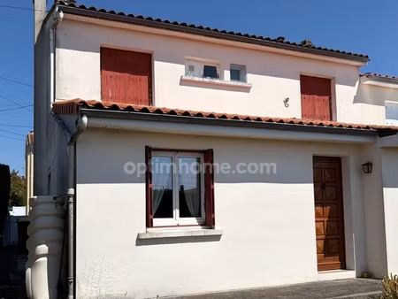 soyaux. maison mitoyenne de 110 m² avec garage et jardin