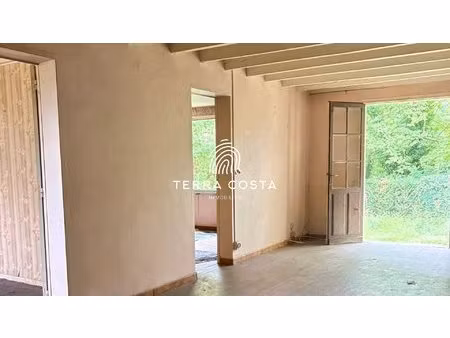 t4/t5 en duplex avec jardin privatif et deux places de stationnement