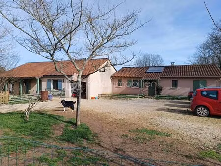 maison de village de 187 m² à audrix