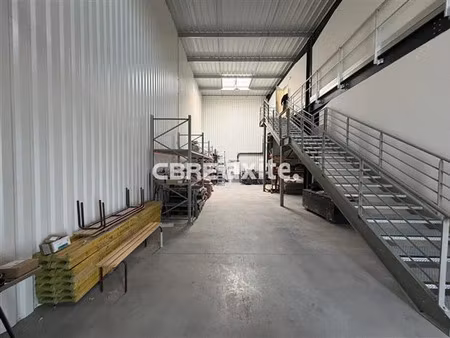 location local d'activités mery 307 m²
