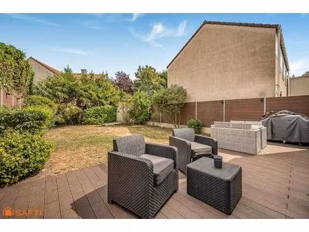 maison familiale 6 chambres et beau jardin