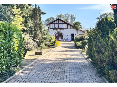 vente maison 4 pièces 148 m² néris-les-bains (03310)