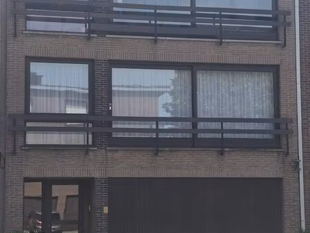appartement te huur in wilrijk met 2 slaapkamers