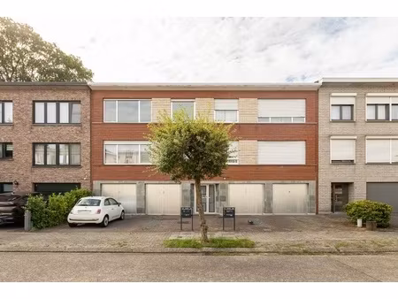 appartement te huur in kapellen met 2 slaapkamers