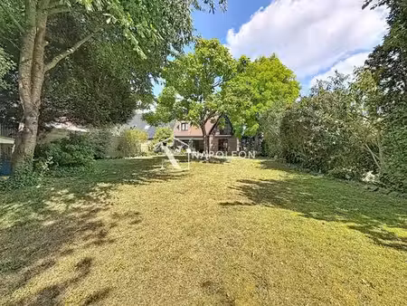 maison de prestige en vente vendeville  france
