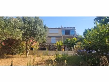 villa divisée en 2 appartements 6ch environ 200m²