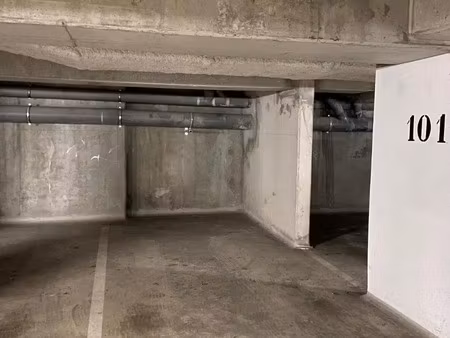 parking à louer - vaires-sur-marne (77) - 81€