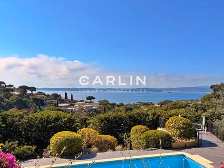 villa d’exception avec vue panoramique sur le golfe de saint-tropez
