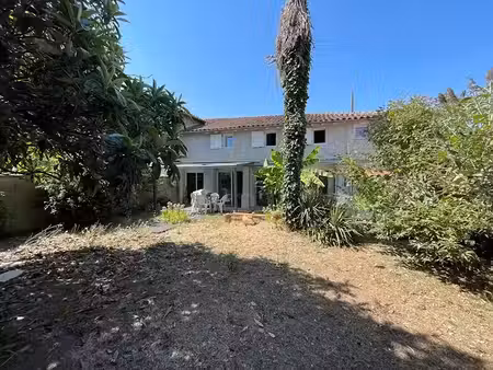 vente maison 6 pièces 174 m² à saint-quirc (09700)  184 000 €