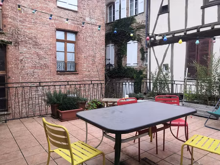 location appartement 3 pièces 94 m² à rabastens (81800)