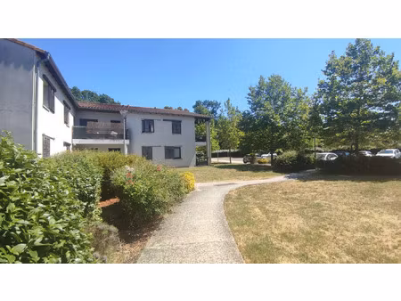 location appartement 2 pièces 38 m² à saint-geniès-bellevue (31180)