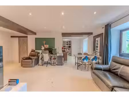 grand appartement t2