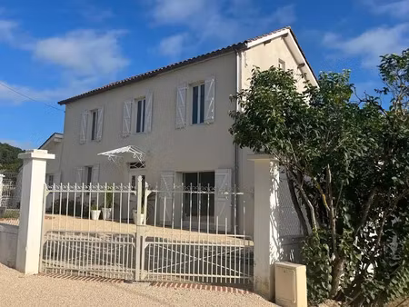 vente maison 6 pièces 123 m² à marciac (32230)  275 000 €
