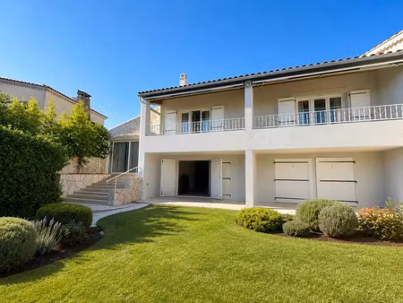 vente maison 3 pièces 90 m² six-fours-les-plages (83140)