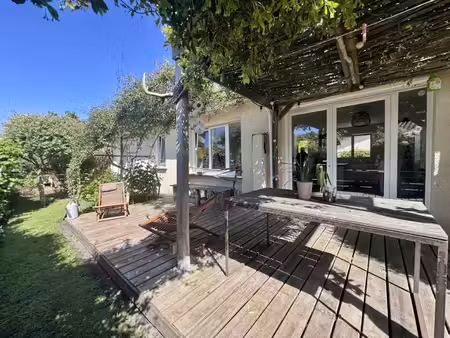 vente maison 4 pièces 92 m² à hourtin (33990)  329 000 €