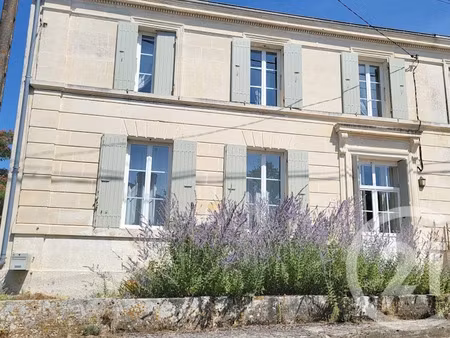 vente maison 5 pièces 164.7 m² à corme-royal (17600)  348 500 €