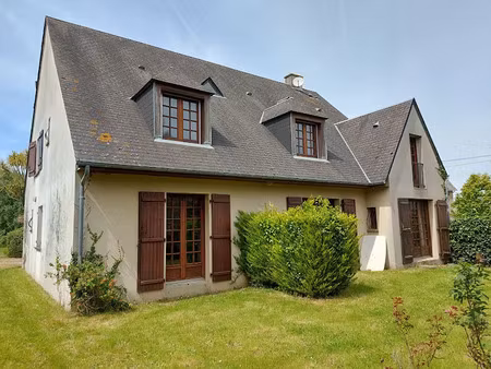 vente maison 9 pièces 240 m² à barfleur (50760)  357 230 €