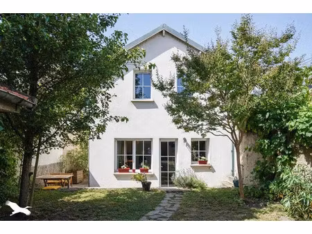 vente maison 6 pièces 133 m² à tours (37000)  426 500 €