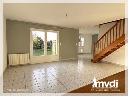 location maison 3 pièces 81m²