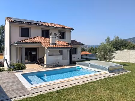 maison de vie familiale confortable sans travaux avec jardin et piscine à foix - 116 m2