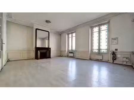 location locaux professionnels 3 pièces 65.04 m² à saint-denis (93200)  1 190 €