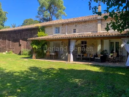 maison en pierres avec dépendances et grand terrain - pretty