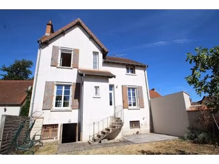 maison de bourg à vendre 3 ou 4 chambres