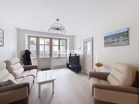 maison de ville avec jardin et dépendance